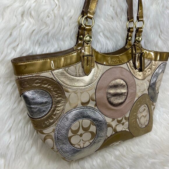 Coach Tote Bag - Picture 4 of 9